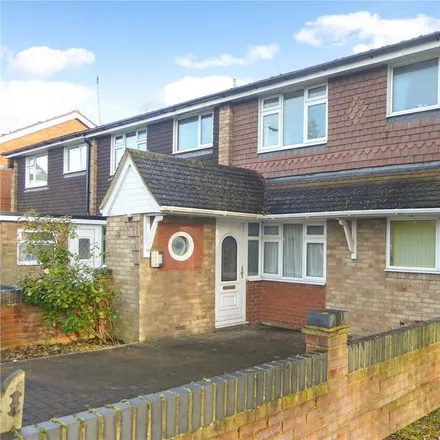 Rent this 3 bed house on Radburn Court in Dunstable, LU6 1HW