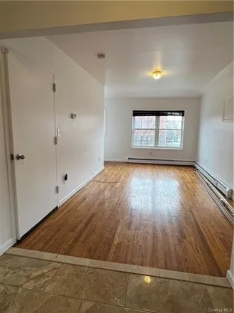 Rent this 2 bed house on 941 East 218th Street in New York, NY 10469