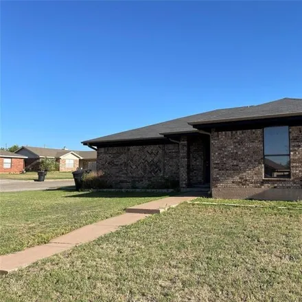 Image 2 - 12 Woodcock Circle, Abilene, TX 79605, USA - House for rent