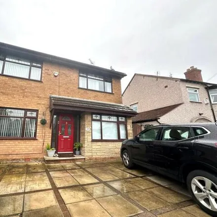 Rent this 4 bed house on 19 Devonshire Road in Saughall Massie, CH49 6NN