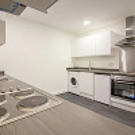 Image 4 - Dyson Street, Bradford, BD1 2RF, United Kingdom - Apartment for rent