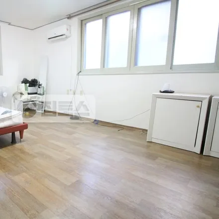 Rent this studio apartment on 서울특별시 강남구 논현동 12-13
