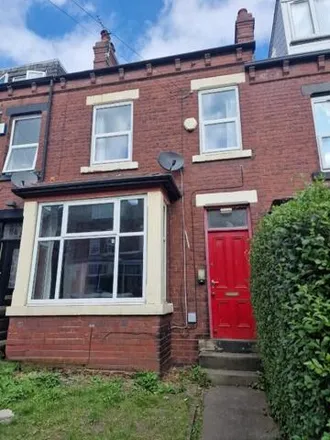 Rent this 5 bed townhouse on 1-31 Stanmore Street in Leeds, LS4 2RS