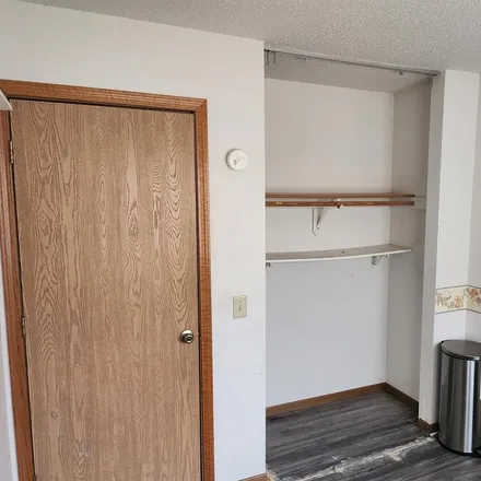 Rent this 1 bed room on Patriot Propane in 702 Raccoon Street, Des Moines