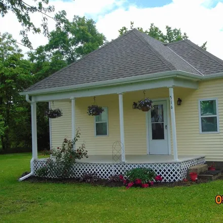 Buy this 3 bed house on 316 Hickory Street in Garnett, KS 66032