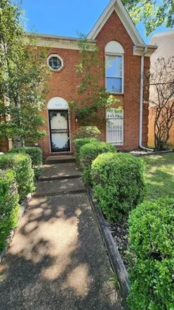 Rent this 2 bed condo on 3863 Spencer Drive in Memphis, TN 38115