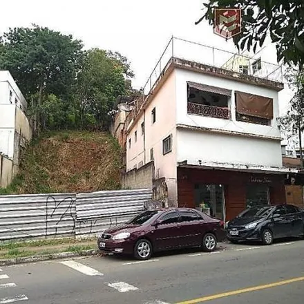 Buy this 5 bed house on Rua José Lourenço Kelmer in Martelos, Juiz de Fora - MG