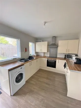 Image 2 - Poole Crescent, Metchley, B17 0PE, United Kingdom - Duplex for rent