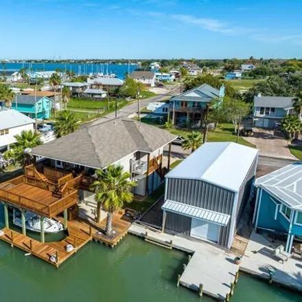 Image 5 - 110 North Sandpiper Street, Ingleside on the Bay, San Patricio County, TX 78362, USA - House for sale