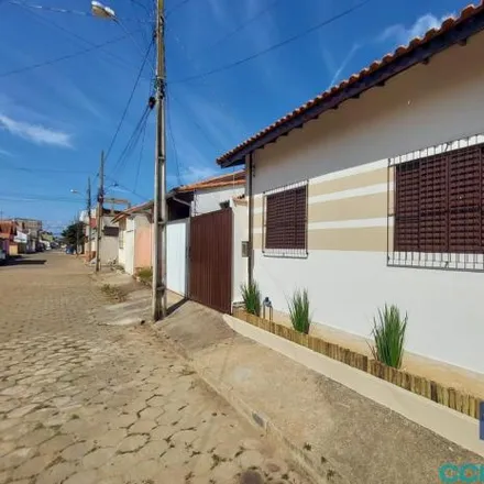 Buy this 3 bed house on Armazem Do Andery in Rua Cesário Alvim, Centro