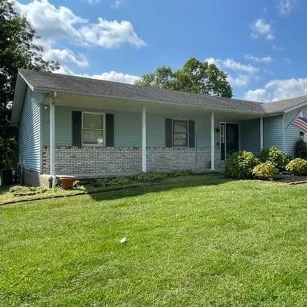 Buy this 3 bed house on 709 West Hedgewood Drive in Bloomington, IN 47403