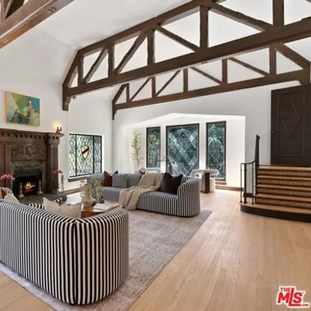 Image 4 - 1423 Schuyler Road, Beverly Hills, CA 90210, USA - House for sale