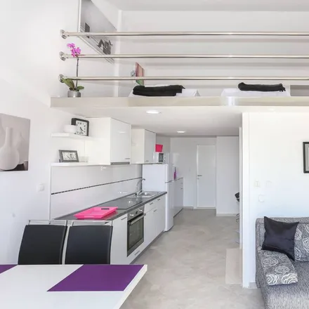 Rent this 1 bed apartment on 22212 Općina Tribunj