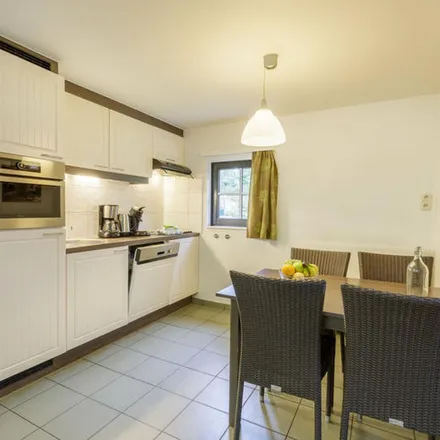 Rent this 2 bed apartment on Leuvensesteenweg 97 in 99, 101