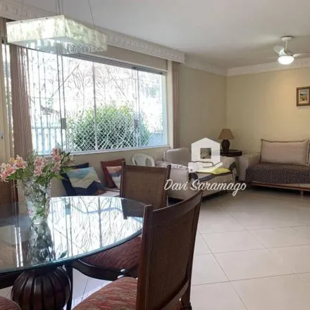 Buy this 5 bed house on Travessa Saquarema in Pé Pequeno, Niterói - RJ