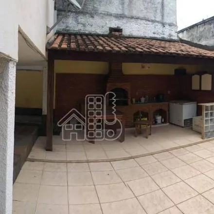 Buy this 3 bed house on Igreja de São José in Rua Doutor Nilo Peçanha, Estrela do Norte
