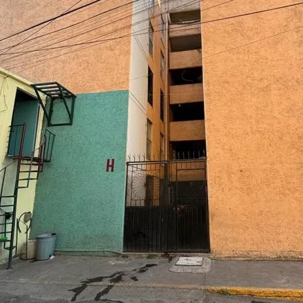 Buy this 2 bed apartment on Jardín de niños in Calle Río Coatzacoalcos, Iztapalapa