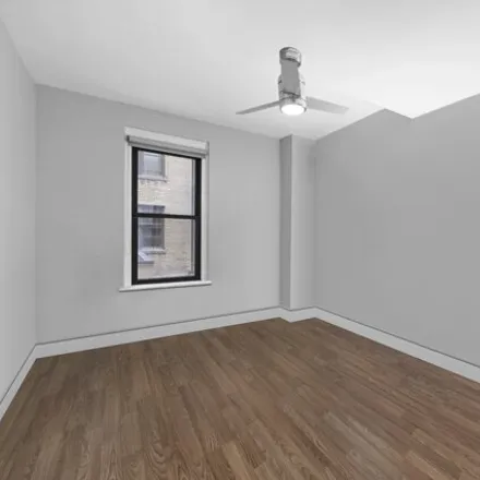 Image 5 - 41 West 96th Street, New York, NY 10025, USA - Apartment for sale