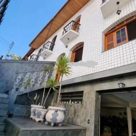 Buy this 3 bed house on Rua Rafael Zacarias in Fábrica, Juiz de Fora - MG