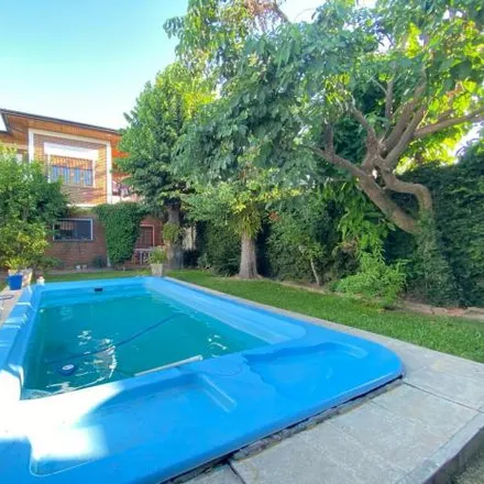 Rent this 4 bed house on Avenida Triunvirato 3099 in Quilmes Oeste, B1879 ETH Quilmes