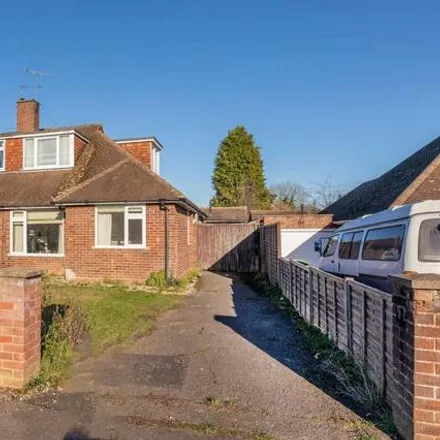 Buy this 3 bed house on Highway Avenue in Maidenhead, SL6 5AF