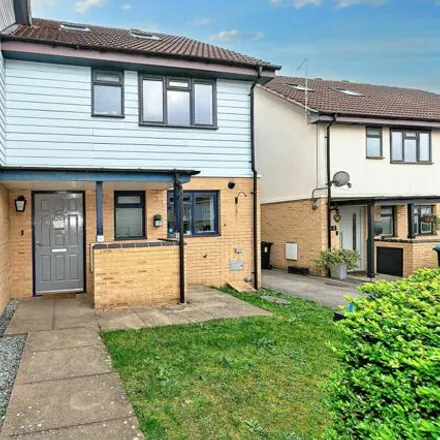 Buy this 4 bed duplex on Hollister Chase in Milton Keynes, MK5 7DH