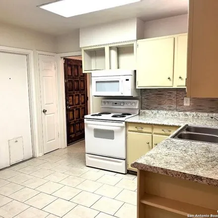 Image 2 - 12567 Wilderness Trail, Live Oak, Bexar County, TX 78233, USA - House for rent