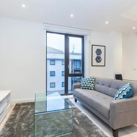 Buy this 1 bed apartment on Glass Blowers House in 15 Valencia Close, London