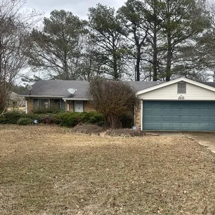 Buy this 2 bed house on 2484 Seed Tick Road in Caledonia, Lowndes County