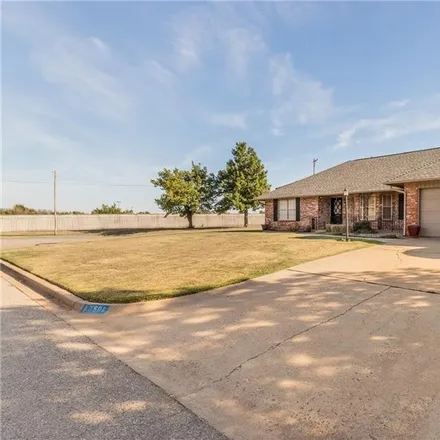 Buy this 3 bed house on 3504 Northwest 64th Street in Oklahoma City, OK 73116