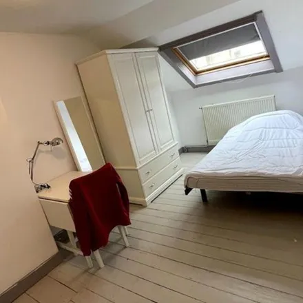 Rent this 1 bed apartment on Rue de l'Enclume - Aambeeldstraat 20 in 1210 Saint-Josse-ten-Noode - Sint-Joost-ten-Node, Belgium
