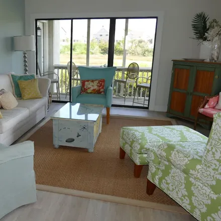 Rent this 2 bed house on Seabrook Island