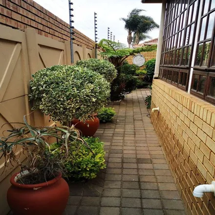 Image 2 - unnamed road, Wapadrand Security Village, Gauteng, 0050, South Africa - Townhouse for rent