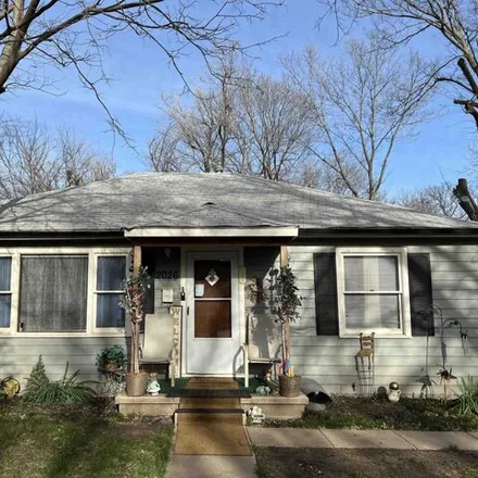 Buy this 3 bed house on 2052 South Wichita Street in Wichita, KS 67213