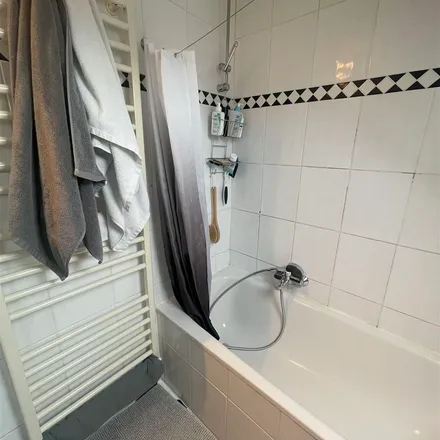 Rent this 1 bed apartment on Hafenstraße in 60327 Frankfurt, Germany