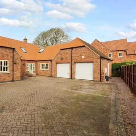 Buy this 5 bed house on New Street in Heckington, NG34 9JL