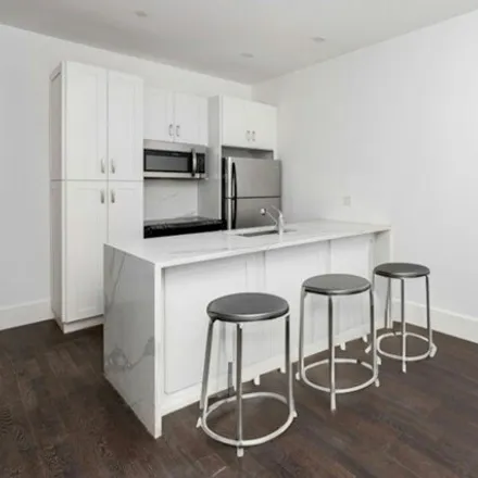 Image 5 - 246 W 48th St Unit 2a, New York, 10036 - Condo for rent