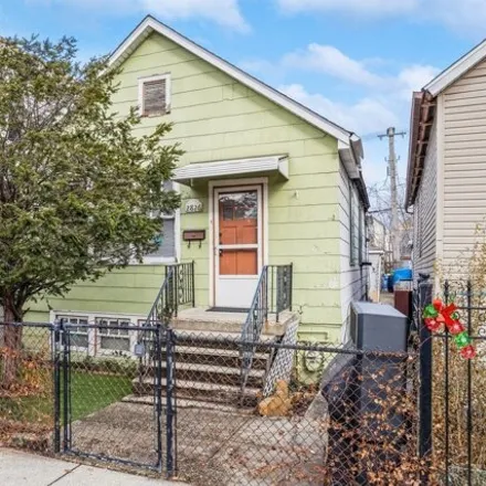 Buy this 2 bed house on 2826 West 23rd Street in Chicago, IL 60623