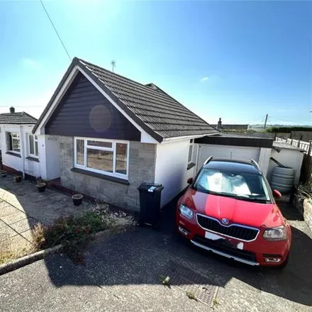 Buy this 3 bed house on Southfield Way in Tiverton, EX16 5AL
