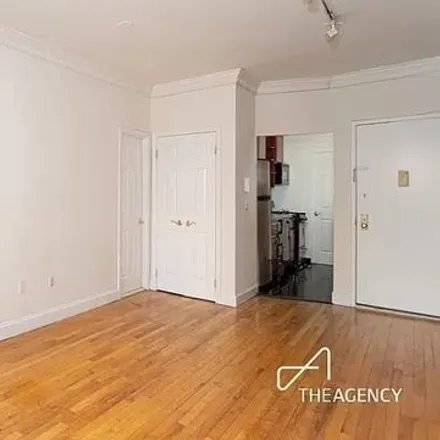 Image 3 - 231-241 East 13th Street, New York, NY 10003, USA - House for rent