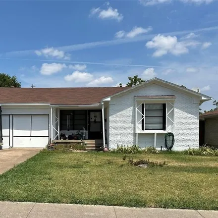 Buy this 3 bed house on 3533 Hilton Dr in Mesquite, Texas