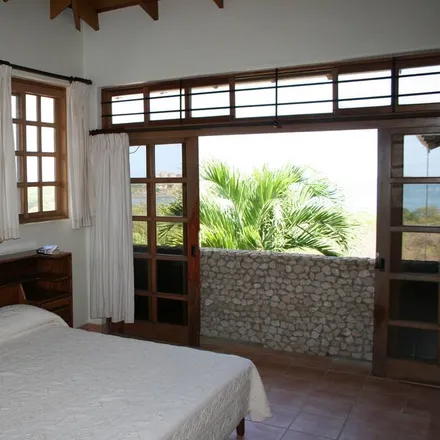 Rent this 2 bed house on Calle Playa Flamingo in Provincia Guanacaste, Cabo Velas