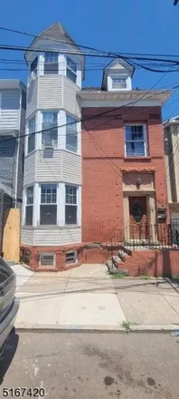 Image 1 - 28 Chestnut Street, Newark, NJ 07102, USA - Townhouse for sale