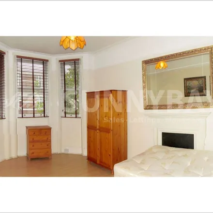 Rent this 3 bed apartment on The Hortensia in 4 Hortensia Road, Lot's Village