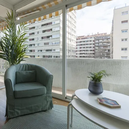 Image 2 - Travessera de les Corts, 100, 102, 08001 Barcelona, Spain - Apartment for rent