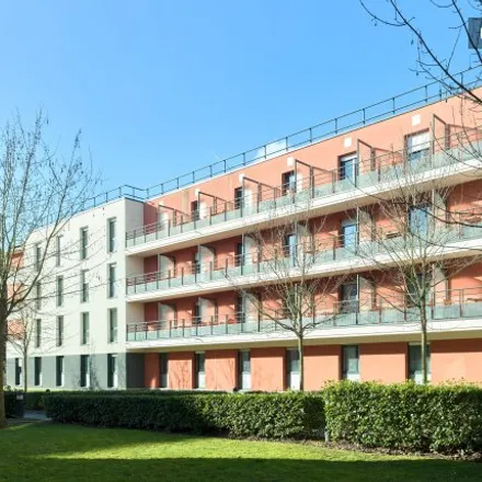 Image 9 - Saint-Cyr-l'École, IDF, FR - Apartment for rent