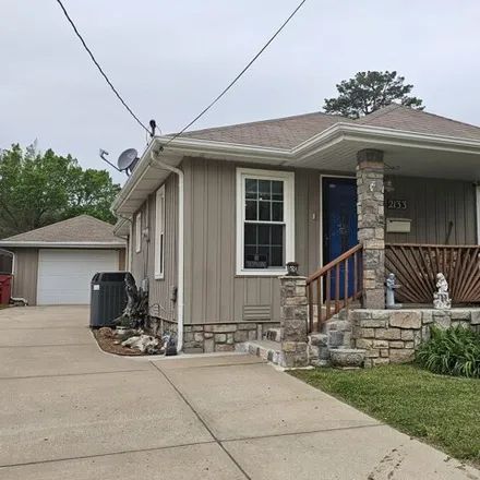 Image 2 - 2155 North Nettleton Avenue, Springfield, MO 65803, USA - House for sale
