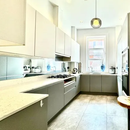Image 5 - April House, 45 Maresfield Gardens, London, NW3 5TE, United Kingdom - Apartment for rent
