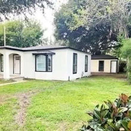 Buy this 3 bed house on 1008 9th Ave N in Texas City, Texas