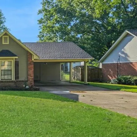 Buy this 3 bed house on 6082 Chickasaw Drive in Olive Branch, MS 38654